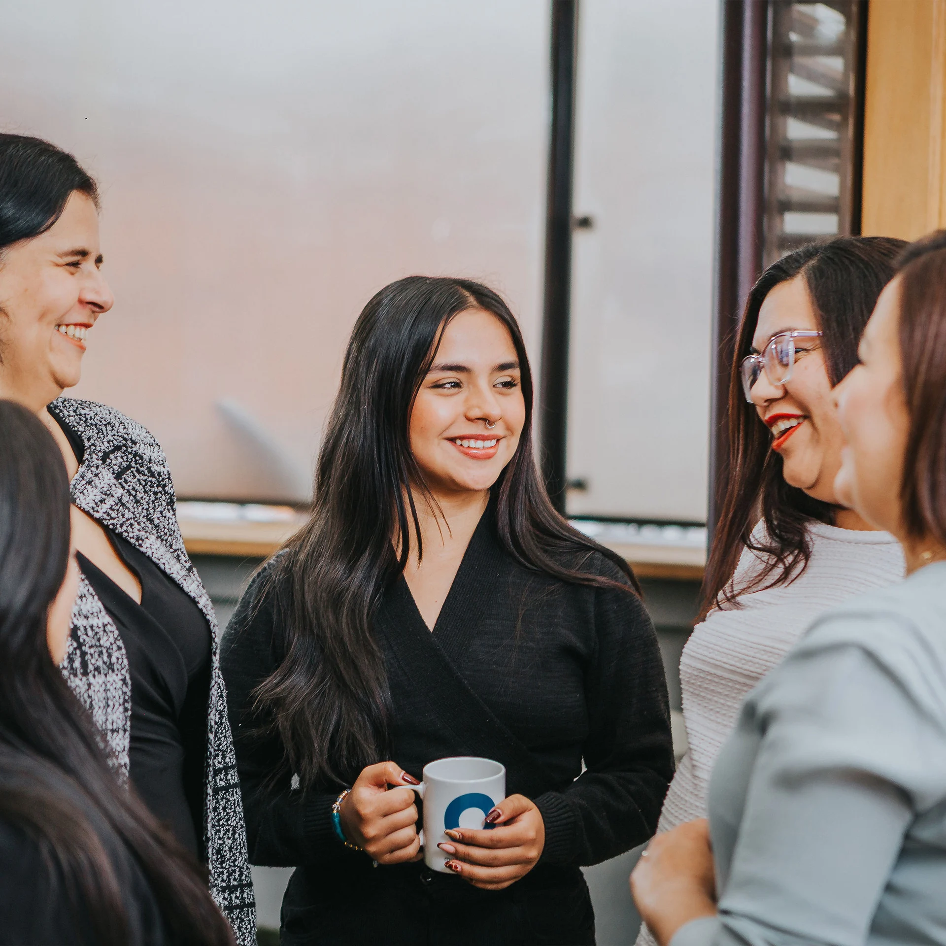 Equipo de trabajo de Muñoz abogados reunido