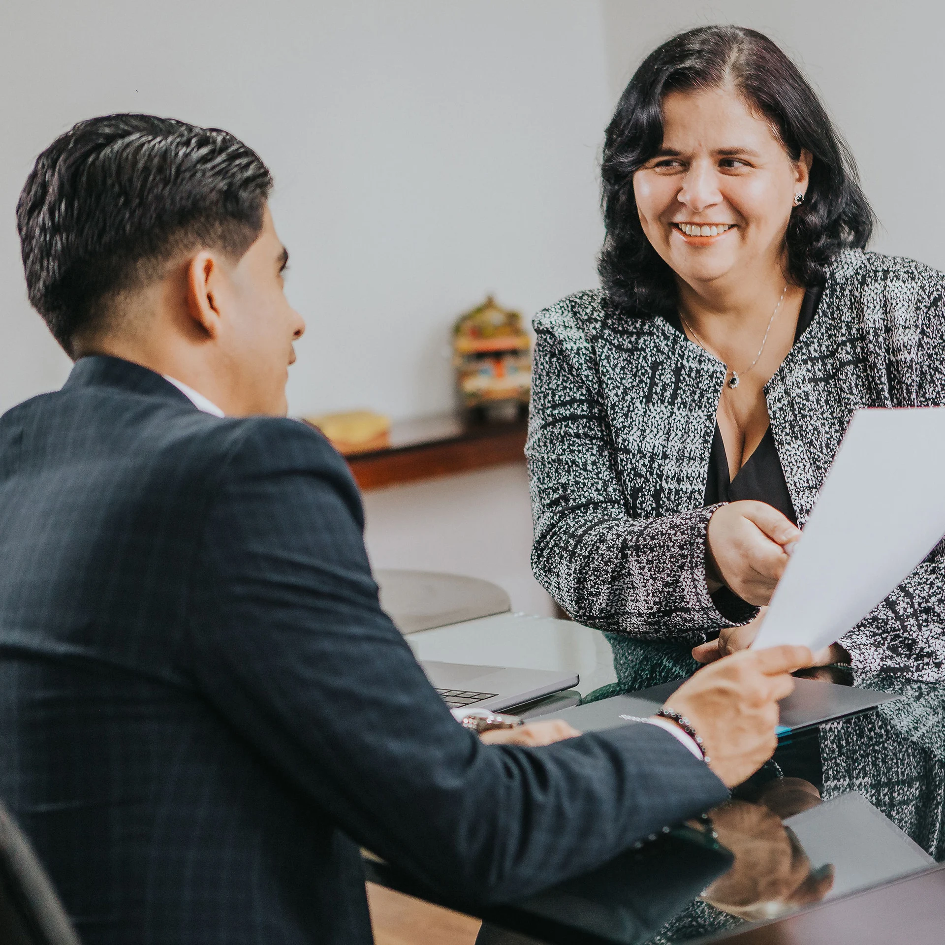 Abogados representando el área de Derecho Corporativo