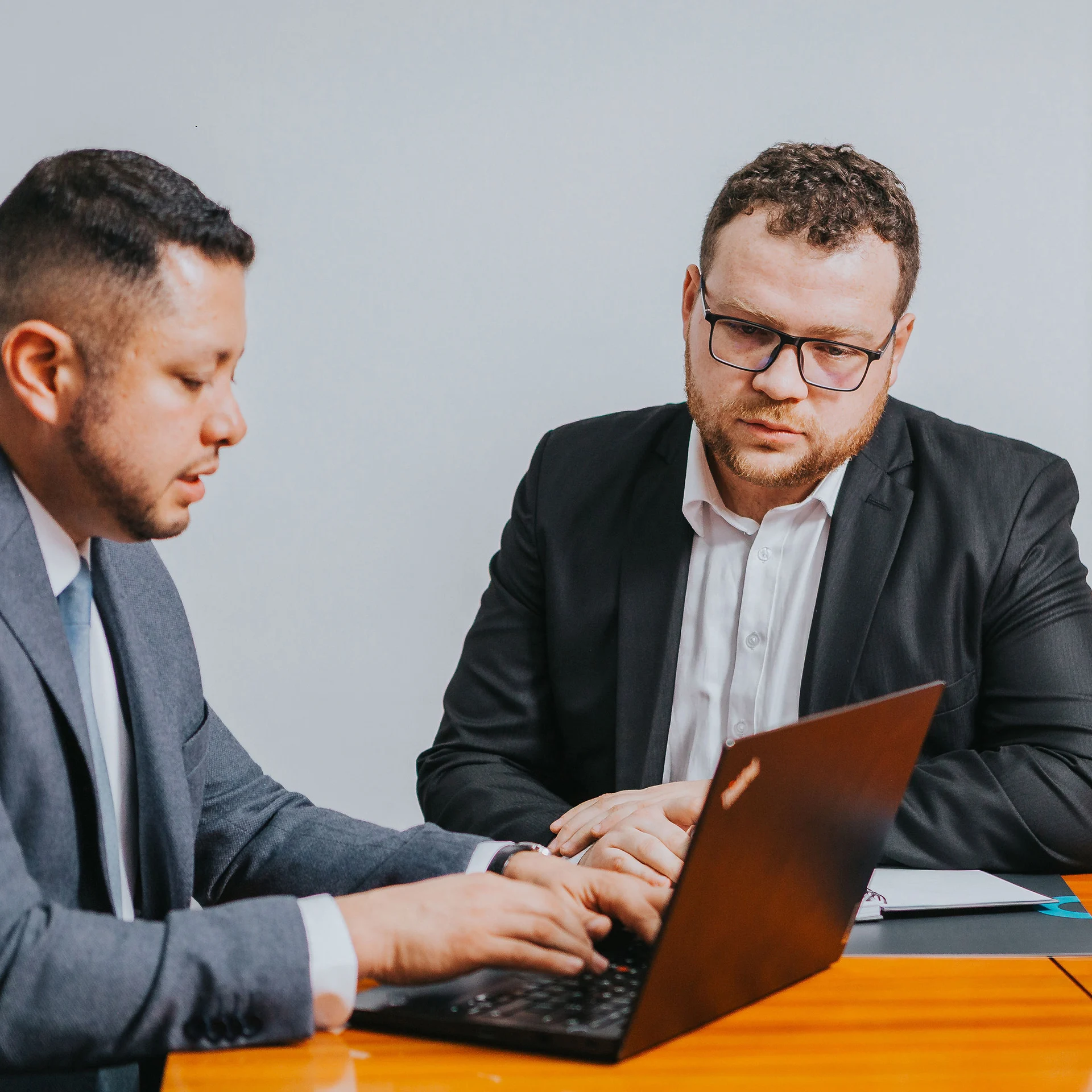 Abogados representando el área de Derecho Laboral y Seguridad Social